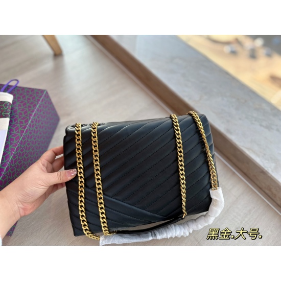 2023.11.17 235 box size: 28 * 20cm Tory Burch women's bag TB new kira flip series, can be worn on one shoulder or cross body! Full of a sense of sophistication!