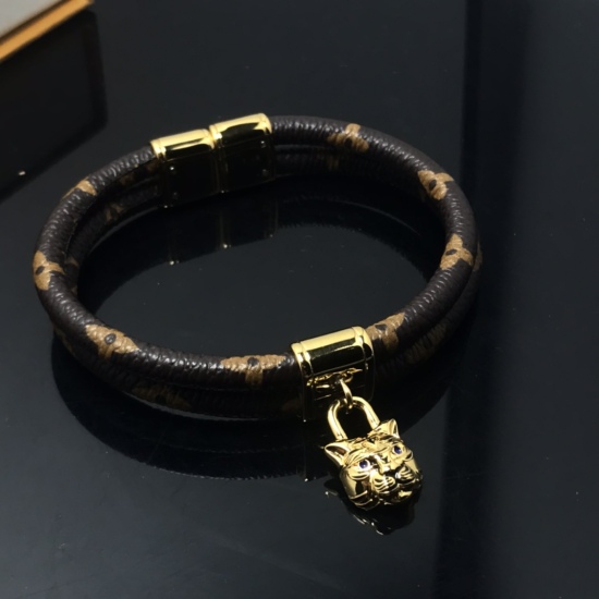 20240411 BAOPINZHIXIAOLV Leather Rope New Tiger Leather Rope Bracelet Number: CZ916545540