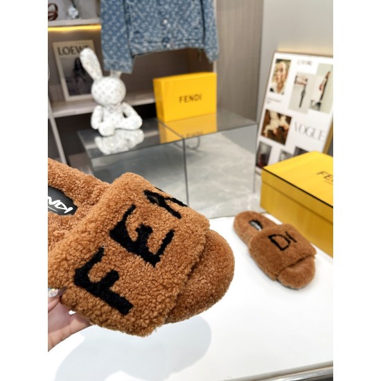 20240403 250 FENDI's latest autumn/winter plush mop, new season design, integration of cross-border collaborations ✔️ The shoe has a furry and very feminine body, all custom-made colors of real wool, double hardware buckle logo, very recognizable, origina