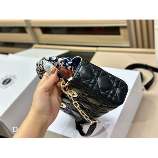 2023.10.07 260 255 250 with foldable box Dior Lady sheepskin horizontal version Daifei bag 2023 Dior new bag type Two straps I like the short one~One very 