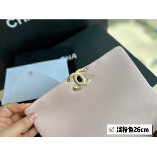 On September 3, 2023, 210 215 225 (with box) size: 20 * 15cm, 2616cm, 30 * 20cm, Xiaoxiangjia 19bag, sweet and girlish powder is really hard to resist!!! Achieving the best cost-effectiveness with leather materials upgraded to a higher quality