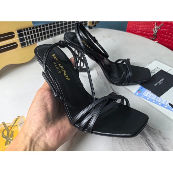 20240403 280 meters 2024 early spring new top version [Saint Laurent] YSL Saint Laurent logo and high heel sandals are sure to capture countless beautiful women this year. The perfect skin exposure on the back makes it appear white and thin. The classic a