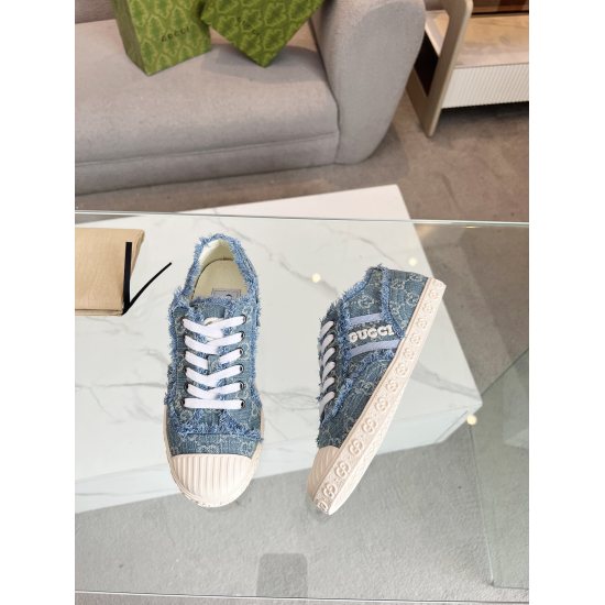 20240414 Factory Price 2702024 Gucci ■ Four Seasons Casual Sports Shoes, Top Edition! One to one replication. Early spring new style, creating a perfect street style. It is cool and stylish with a retro and futuristic style. The classic shoe shape and Bri