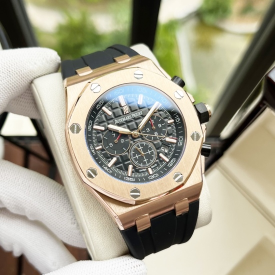 20240408 White Shell 630, Rose Gold 650. Elegant, exquisite, classic and domineering, the Airbnb AP men's watch is fully automatic with a mechanical movement, mineral reinforced glass 316L stainless steel case, genuine leather strap, fashionable, casual, 