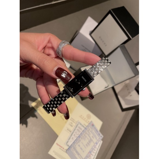 20240408 240 ❤️ Hot selling debut Chanel ❤️ Spring GUCCI original single design square dial 17x36mm overall 7mm thickness diamond mirror imported movement+life waterproof matching steel belt+buckle design, available for work wear and backup styles, pay at