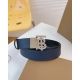 On October 14, 2023, the Burberry counter is synchronized with a double-sided Italian made belt, equipped with a bright and eye-catching exclusive logo design. Buckle width: 3.5cm classic business belt, preferred for casual men! Magnificent and fashionabl