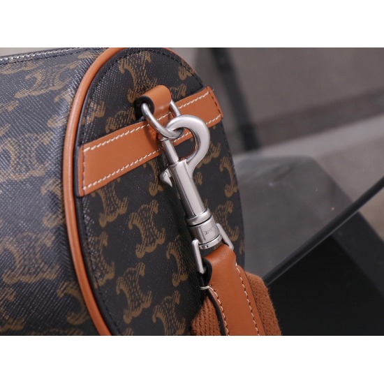 20240315 P790 [Premium Quality All Steel Hardware] CELINE | New cylindrical bag with online logo printing. The classic vintage color of the cylindrical bag is really easy to match all year round. The cylindrical bag is really a very classic bag, and it is