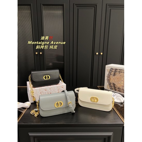 2023.10.07 P270 complete packaging ⚠️ Size 23.12 Dior Montaigne Avenue Crossbody Bag ✅ Pure leather that can easily handle various styles is a must-have for every cool and cute girl