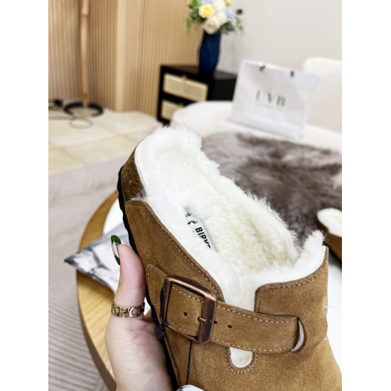 2024.01.05 250 BK Boken chestnut wool mop imported satin cowhide suede upper with Australian wool lining. 5mm high elastic sponge and Australian wool padding for soft and comfortable stepping on! Ultra light EVA foam outsole ✈ . Environmentally friendly a
