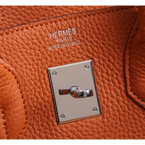 20240317 (Platinum original order) Herms lychee pattern 30cm (without shoulder straps) Batch: 580 185cm (without shoulder straps) Batch: 600 imported top layer calf leather No matter how small the details are, they are clear at a glance Steel hardware, ne
