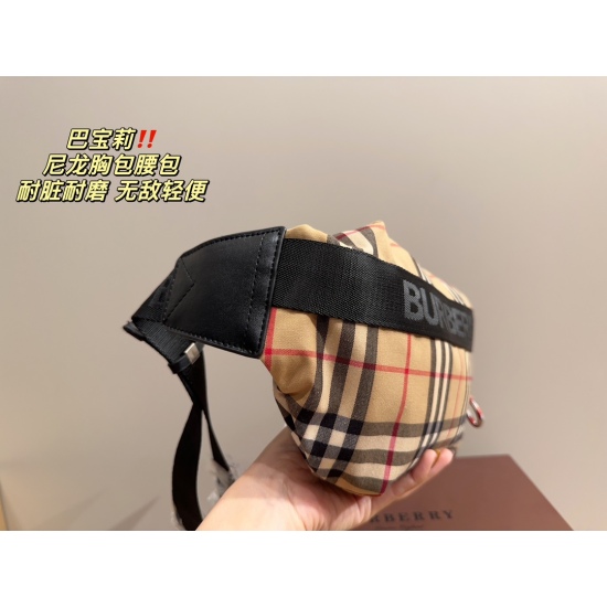 2023.11.17 P175 box matching ⚠ Size 31.15 Burberry Burberry Nylon Chest Bag Waistpack, which can be carried by both men and women, has a very large capacity. Nylon fabric is very easy to handle, resistant to dirt, and also durable and lightweight. For str