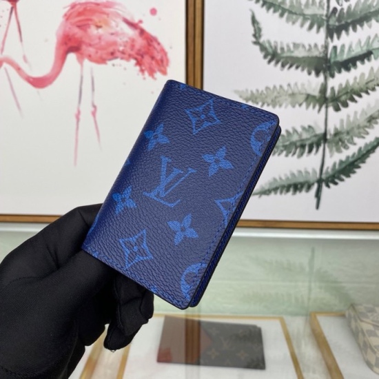 20230908 Louis Vuitton] Top of the line original exclusive background M30301 Size: 8.0x 11.0x 1.0 cm 2019 Spring/Summer Pocket wallet combines colorful Taga leather with the same tone Monogram canvas for multifunctional design, which can store bank cards,