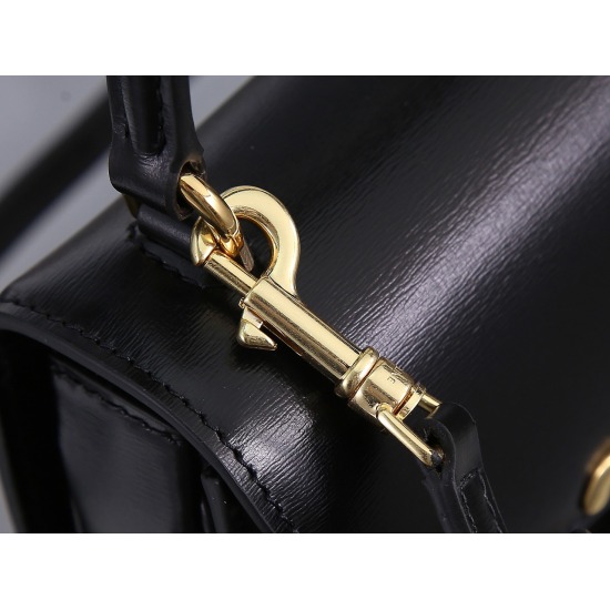 20240315 P1050 [Premium Quality All Steel Hardware] Early Spring New Mini Besace Triumphal Arch Bag LISA Same Triumphal Arch Black Gold ⚫ Mini saddle bag made of pure black leather with classic Triumphal Arch lock buckle ◾ Retro, exquisite, fashionable, a