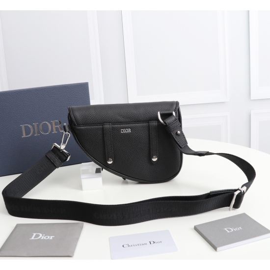 20231126 530 Dior Men's Saddle Bag with Authentic Matching Box Model: 1ADPO191 (Black Full Leather) Beige and Black Oblique Printed Interior Decorated with 