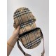 On March 9, 2024, the P950B family striped cotton bear head single shoulder crossbody bag is made of Vintate retro checkered cotton material. This fabric is very light and soft on the upper body, without worrying about deformation or scratches. It is also