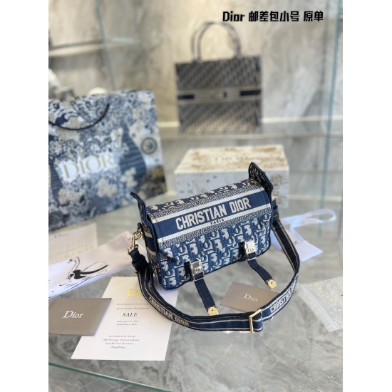 2023.10.07 p305Dior camp mailman bag, casual and exquisite, super exciting ▼ This year's new model is really very beautiful, breaking the traditional definition of 