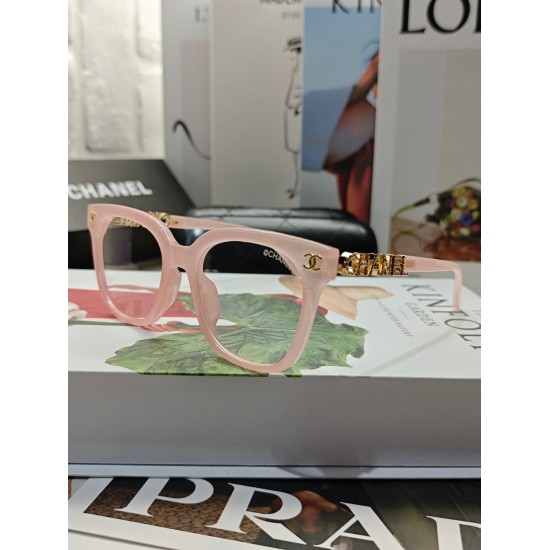 220240401 P85 CHANEL, a popular Chanel model with added new colors. Exclusive debut with hollow lettering that looks particularly beautiful, embellishing face shape. New product on display. Recommended by Little Red Book, 6 colors