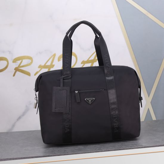 March 12, 2024 590 Prada original single cargo travel bag handbag, model 2VC796, made of original waterproof fabric material, with excellent texture, top-notch quality, top-notch workmanship, electroplating hardware counter quality, high-end goods size 44