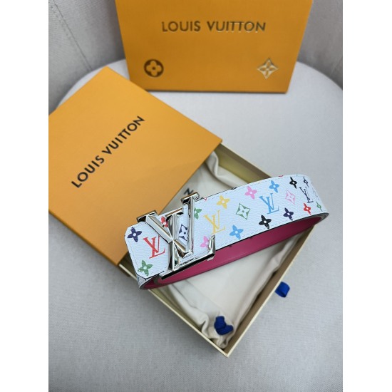 2023.12.14 Brands: LV, Louis, and Vuitton! Original order: Belt and waist belt: Double sided use counter quality, top layer cowhide, 24k pure steel buckle, preferred for personal use, guaranteed genuine leather packaging: Please refer to the picture count