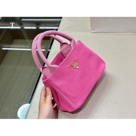2023.11.06 180size: 23.14cmprada shopping bag! Prada is big and convenient! It is indeed a practical and durable model, I really like its layout!