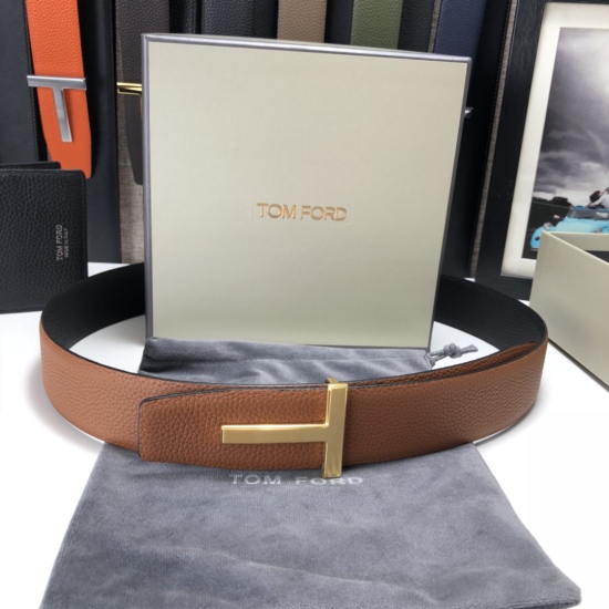 Tom Ford's latest popular online double sided cowhide belt with original box counter synchronized 3.8 wide new model has been launched. The original cowhide, paired with steel buckles, is elegant and easy to use. Thank you for reprinting.