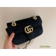 2023.10.03 175 box size: 22 * 14cm [velvet style] GG Marmont quilted handbag! Velvet material! No matter how you rub or scrape it, it won't shed any hair~It emits a faint pearl light in the sunlight
