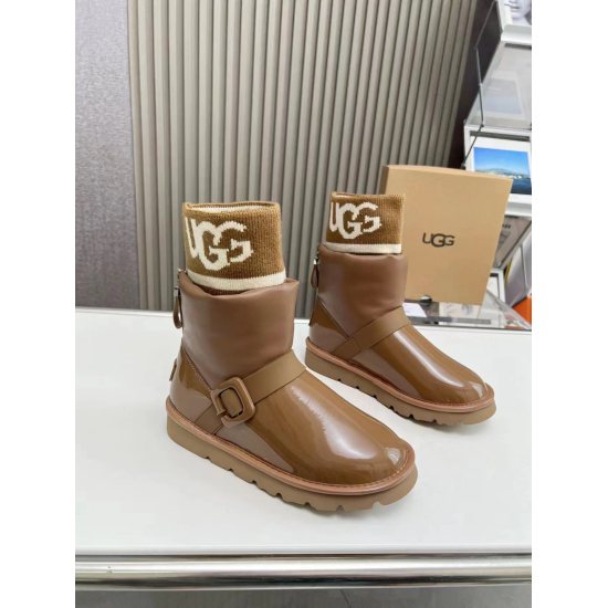 twenty million two hundred and thirty thousand nine hundred and twenty-three ❤️ P260 2023 UGG New One Shoe Two Snow Boots! Bling Bling ✨✨ Series, the upper is made of imported and anti freeze crack imported patent leather. The shoe barrel is made of uniqu