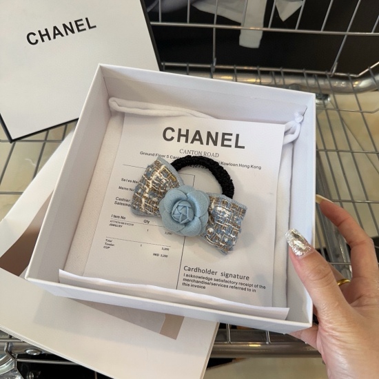 20240413 P 50 comes with packaging box Chanel (Chanel), the latest small fragrant hair circle, socialite style, small flower fashion trend! A must-have for little fairies