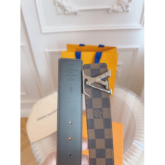 2024/03/06 4.0cm wide Ⓜ️ 0212, coffee chessboard plaid sail fabric/coffee top layer cowhide bottom, vacuum electroplated glossy silver wave high-quality hanging buckle, available on both sides.