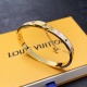 On July 23, 2023, the new product is the original LV White Fritillaria Chain Bracelet. Louis Vuitton, the Louis Vuitton counter, is made of consistent materials and is popular. The design is unique and retro and avant-garde. The 14K Precision Color Preser