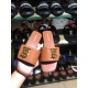 New product launched on April 14, 2024 ☘️☘️ Burberry flat bottom slippers channel goods vulcanized one foot pedal Burberry slippers must be consistent with the counter! The upper is made of Burberry cowhide, with a sheepskin lining and foot pads, and orig