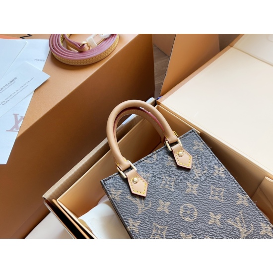 2023.09.01 Box (Customized Edition) size: 14175cmL Home Mini Shopping Bag Lv Music Score Bag Shipping ⚠️ High order yellow leather! Upgraded version! Equipped with a long shoulder strap, the crossbody can be carried by hand and instantly fall in love with