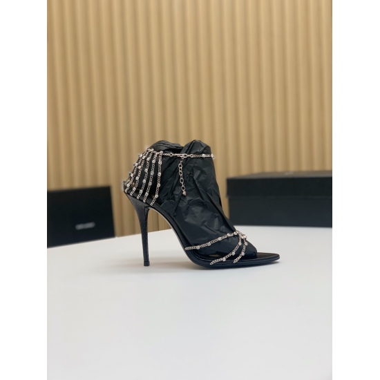 20240326 SAINT LAUREN * Diamond Chain High Heel Sandals. Turn into a goddess in seconds, super versatile. Customized drill buckle chain. Sheepskin padded feet. Imported genuine leather outsole. Heel height of 10cm. Size: 35-39 (40 customized without retur