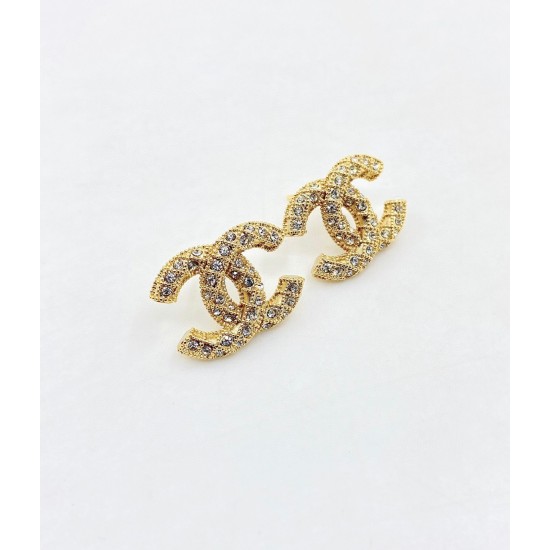 20240413 p60CHANEL Small Fragrance Full Diamond Double C Earrings, High end Quality, Same Material in the Counter, True Brass, Ion Electroplated, 925 Silver Needle, Exclusive Actual Photo ‼ Exquisite and delicate workmanship, the heavy-duty version is a s