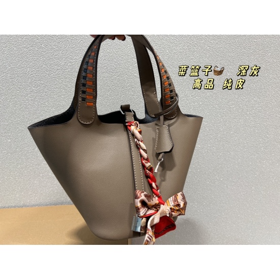 2023.10.29 Cross Pattern P230 Folding Box ⚠️ Size 18.18 Herm è s Vegetable Basket High grade Pure Leather Ten Thousand Year Classic Guan Xiaotong The same top layer cowhide is comfortable and durable
