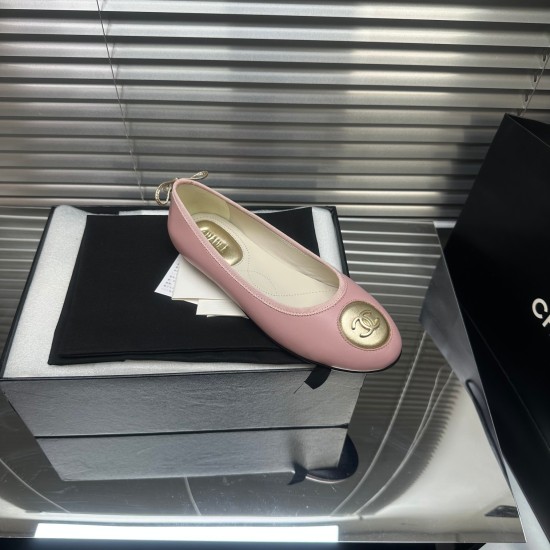 2023.11.05 P290 Xiaoxiang Medieval Vintage Double C Bow Flat Bottom Ballet Shoes: CHAN Xiangnana Super Beautiful Single Shoes~A Good and Advanced Step on ❗ Top level original version ❗ Huanxin showcases the iconic style of the Xiaoxiang series. The unique
