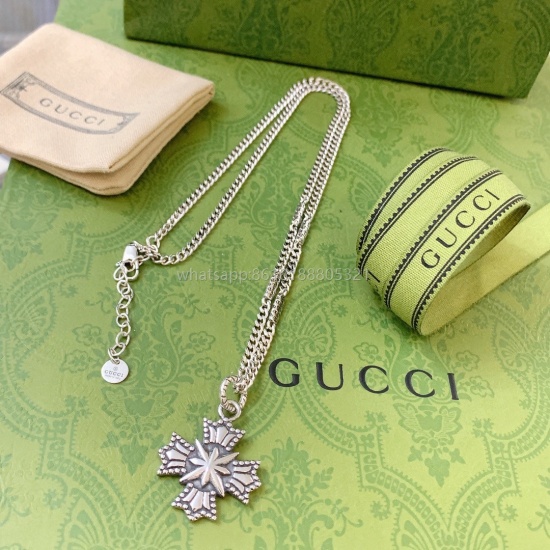 2023.07.23 Gucci Necklace 2023 Latest Chain Grade Higher Star Same Anger Forest Series Double G Gucci Necklace Cross Silver Necklace Can Automatically Adjust Length Details for Version Old Treatment Non Market Bright Edition This has been a hot selling it