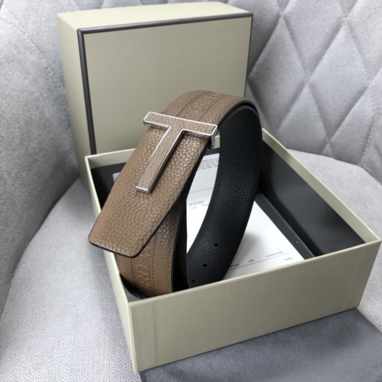 On October 14, 2023, Tom Ford's latest popular online belt with original box counter synchronous 3.8 wide new model has been launched. The original cowhide, paired with steel buckles, is elegant and easy to use. Thank you for reprinting.