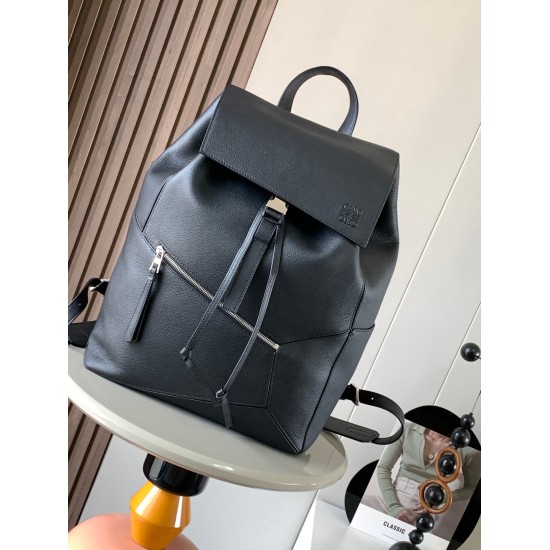 20240325 Original 1050 Premium 1200 Puzzle Backpack Backpack Backpack Soft Grain Cow Leather Military Backpack Backpack Backpack is a spacious and versatile backpack. The choice of backpack is made of soft grain calf leather and classic calf leather, with