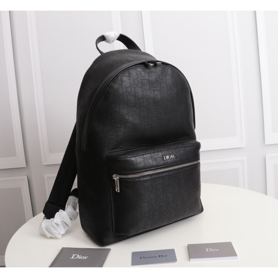 20231126 880 counter genuine products available for sale [Top quality original order] Dior Men's OBLIQUE Backpack Model: 1ESBA088 (full leather laser) Black Oblique Galaxy Printed Cow Leather Oblique Galaxy Printed Leather is made of hollowed out smooth c