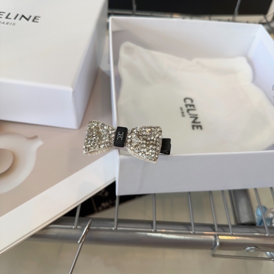 220240401 P 60 with packaging box (pair) CELINE Triumphal Arch new edge clip bangs clip, shiny full diamond series, fashionable and trendy item, a must-have item for young ladies