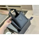 2023.11.06 200 box size: 17.16cm Prada popular online celebrity with the same basket Prada shopping bag