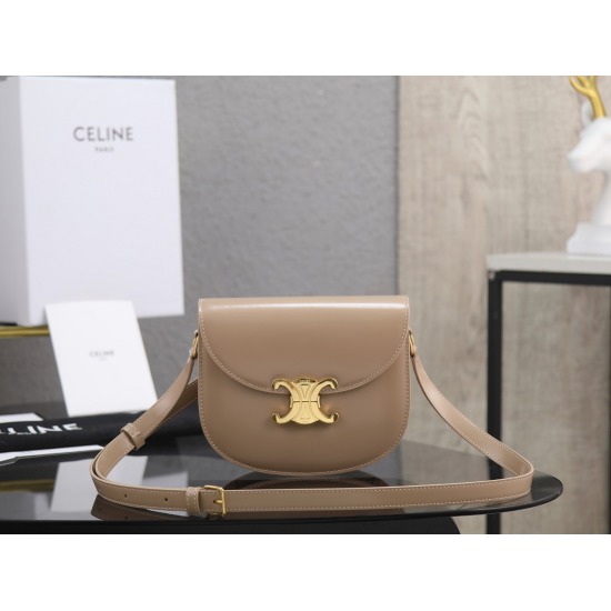 20240315 P1210 [Premium Quality All Steel Hardware] TEEN BESACE TRIOMPHE Brilliant Cow Leather Handbag 7 X 6 X 2 inches (18.5 X 16 X 6 cm) cowhide leather lining crossbody and shoulder metal TRIOMPHE logo opening and closing 3 inner compartments, inner zi