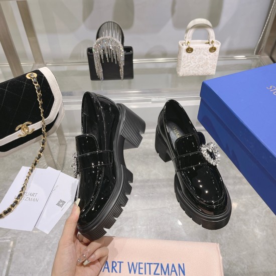 November 19, 2023 ✅ It has been certified that the latest P310SW23 thick soled Lefu shoes are the classic slim pointed version, which can be adapted to any sisters style. The fashionable upper is made of imported patent leather every minute, with gun colo