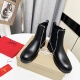2024.01.05 Factory Price 330Christian Louboutin • 22ss Autumn/Winter New Original Development High Quality Counter New Product, Original Set Promotion Full and Handsome Boot Shape, Upper Rivet Design, Paired with Top Craft Double Layer Black and Red Color
