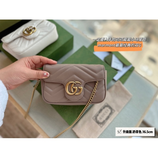 On March 3, 2023, the 180 box upgrade version size: 16.5 * 10cmGG marmont Mini must get the Coco Love Pony Momba marmont, the most classic dual G upgraded cowhide leather! Hardware! Right grain! Perfect! （ ⚠️ Can put down the small phone)