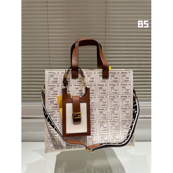 2023.10.26 Original fabric P295 ⭐ Favorite Fendi tote tote bag: The Fendi Spring/Summer Sunshine Shopper Sunshine tote bag is specifically designed for spring/summer, The feeling of being able to go on vacation in just one second when picked up is that al