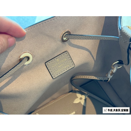 295 box (high order) size: 26cmL Home Selection Elephant Grey Water Bucket is fragrant and easy to carry! Original leather lining and cowhide quality! A new product that falls in love at first sight! Hand held! Underarm! Cross body search for Lv bucket