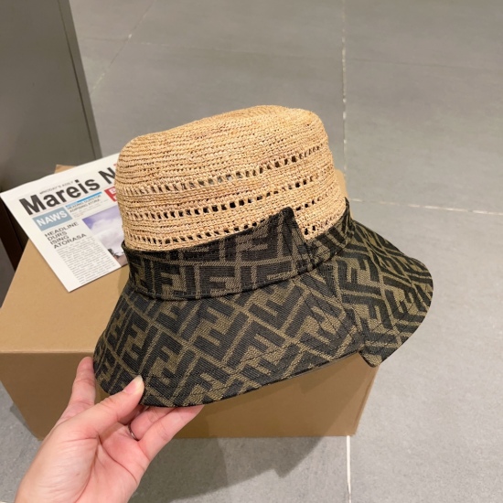 2023.07.22 105FD Fendi New Straw Hat, Made of Lafite Grass, Collated with Old Flower FF Fabric, Essential for Celebrities, Head Circumference 57cm