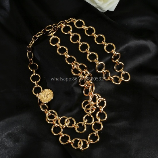 On July 23, 2023, Xiaoxiang Chanel's new product, the antique series waist chain, is available for purchase on a one-to-one basis. The quality of the Chanel goose series is classic, with a cc logo style that is high-end, versatile, and has a sense of luxu